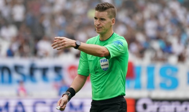 开云体育官方网址-巴萨VS纽卡欧冠1/8决赛裁判：法国裁判组领衔，主裁判弗朗索瓦