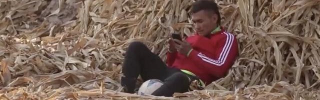 开云体育网页版入口-新疆U21队员登上央视新闻频道 从厨子变职业球员