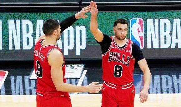 开云体育官方网-公牛三巨头磨合是关键 拉文是否续约如今仍存悬念